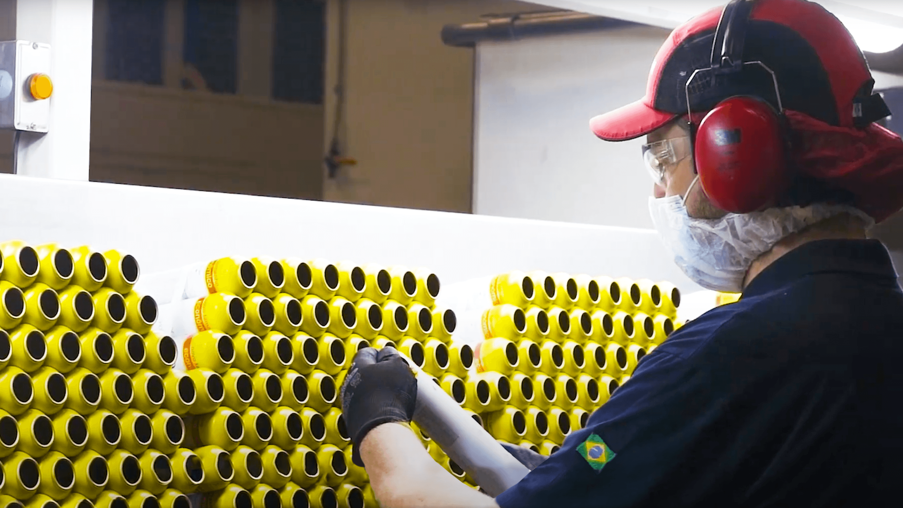 Unir les employés à travers le monde grâce à un apprentissage centralisé